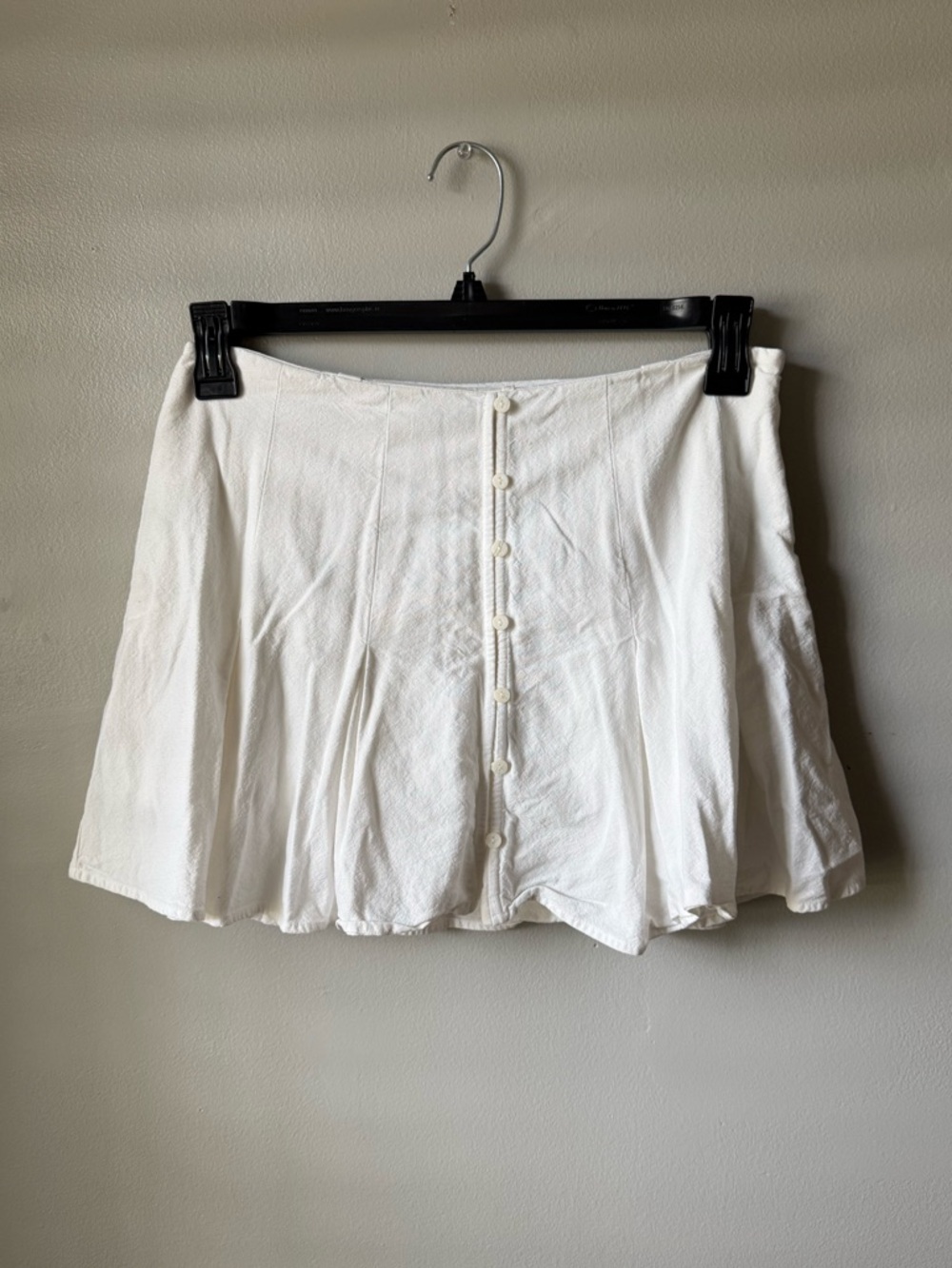 Stradivarius White Button Front Mini Skirt Size L – A-Line Summer Mini Skort